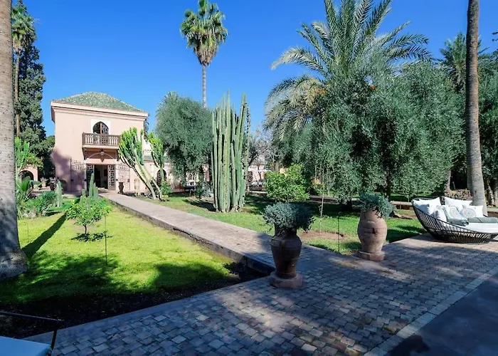 Villa Riad luxe centre marrakech majorelle Rue Yves st laurent Marrakesh